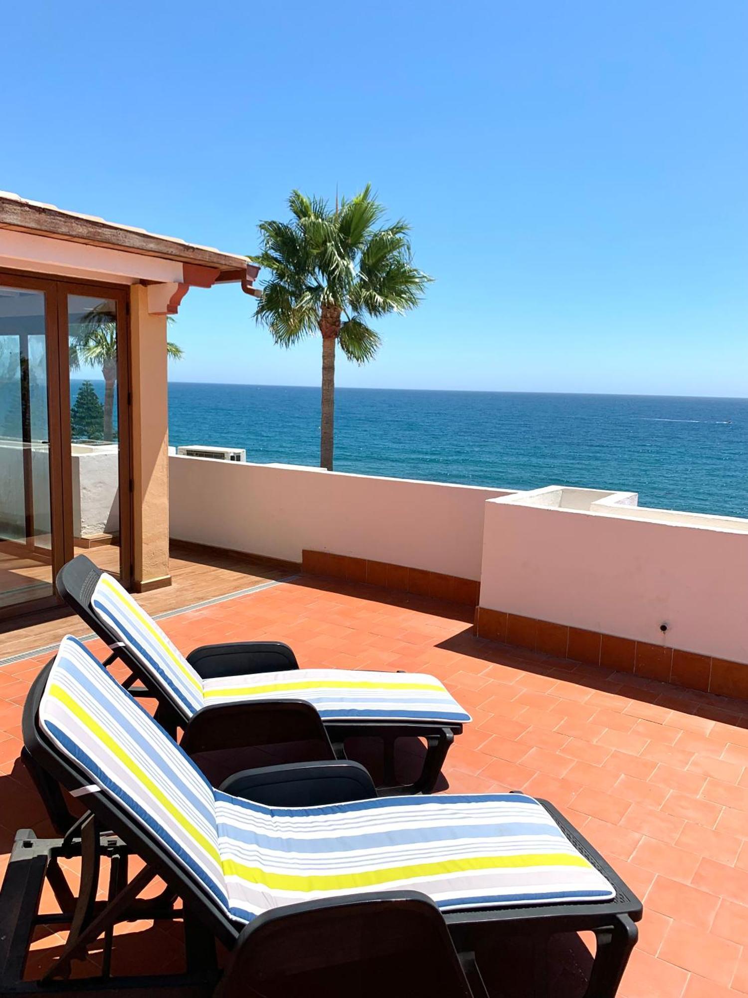 Penthouse On The Beachfront Εστεπόνα Εξωτερικό φωτογραφία